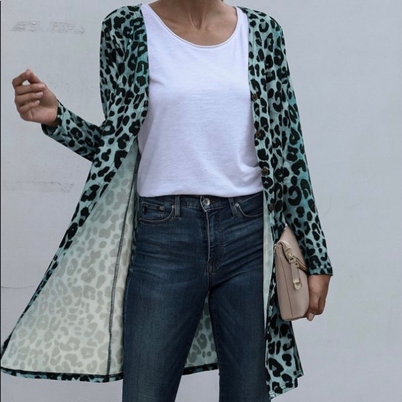 BLUE LEOPARD OPEN CARDIGAN - Picture 3 of 5